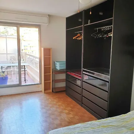Spacieux 2 Pieces Avec Balcon Au Port De شقة نيس